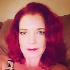 Meet your Posher, Claudine